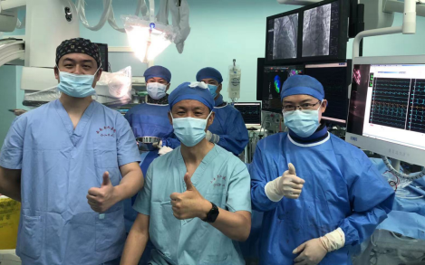 云南省阜外医院成功实施国际首例心内超声指引下左心室内膜起搏再同步化治疗