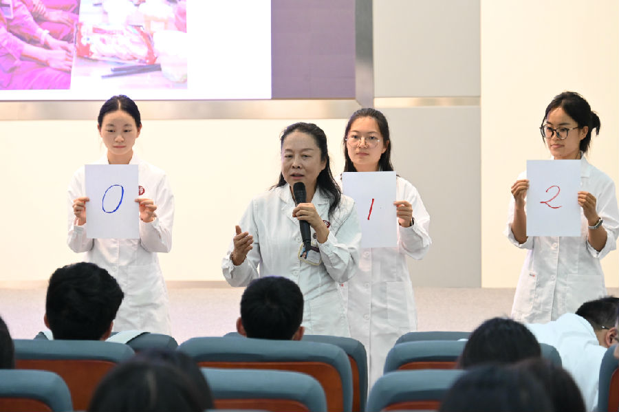 图19-陈主任.JPG